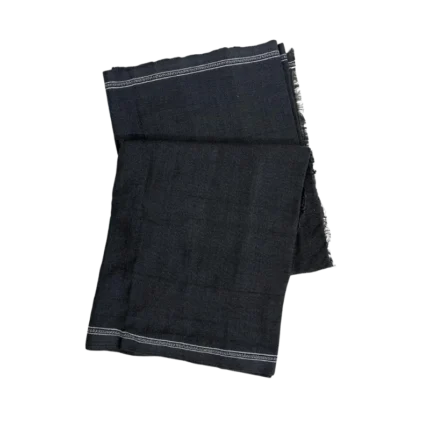 চাদর কালো রং